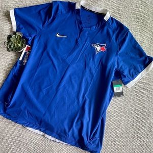 NWT Men’s Nike Bluejays Short Sleeve Hot Pullover